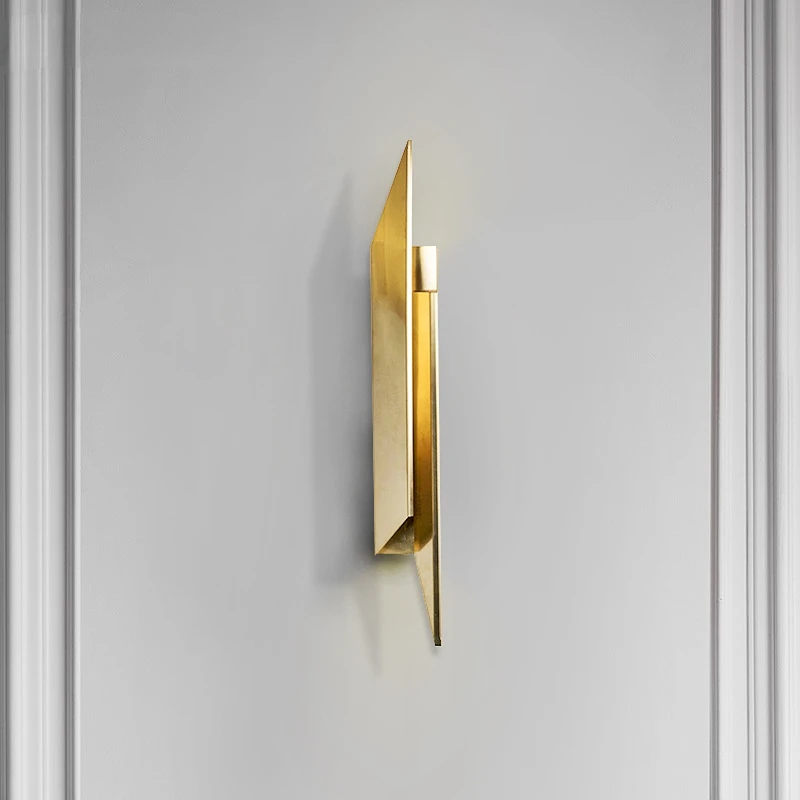 Modernās sienas karājas zelta minimālisma apgaismojums dzīvojamā istabā art deco luksusa fona dizainers guļamistabas gultas sienas lampas